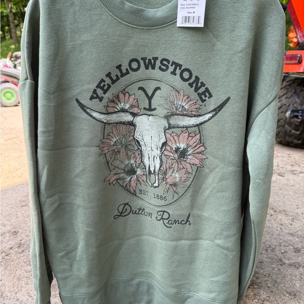 Kohl's Yellowstone Graphic Sweatshirt